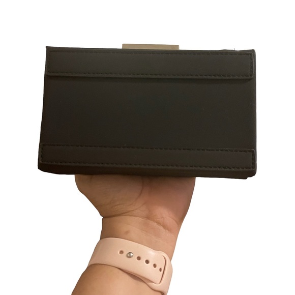 Stylish Camera Style Handbag , Clutch - Picture 7 of 10